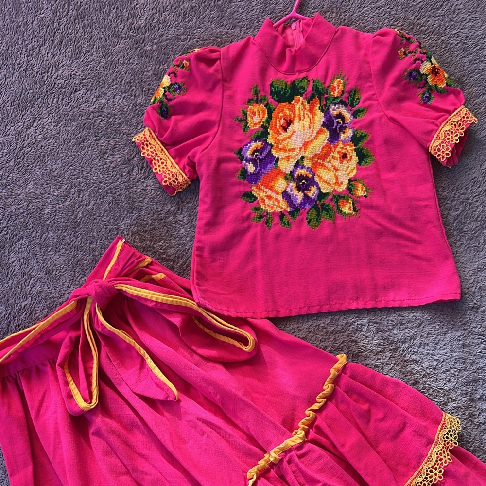 Floral Embroidered Escaramuza Matching Set
